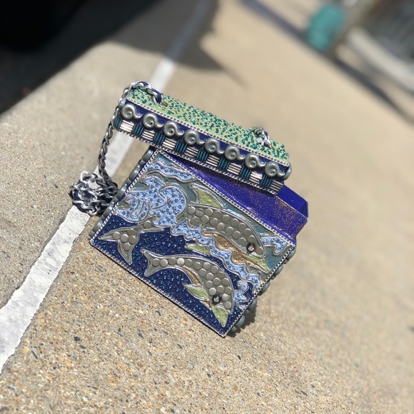 🐬ORNATE Dolphin Purse 🐬 - Picture 2 of 4